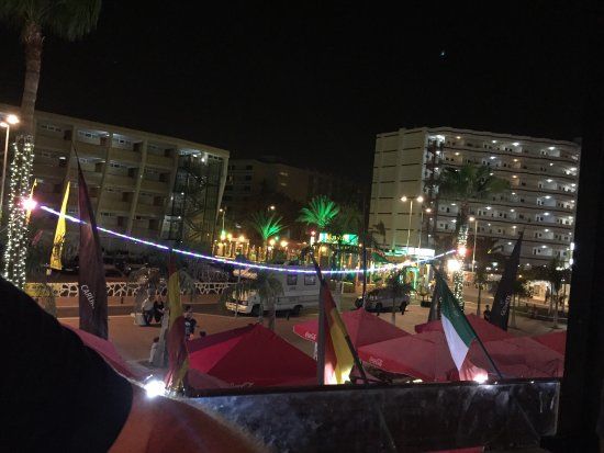 Aguila Roja Centro Comercial